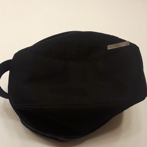 BURBERRY TRAVEL BAG,"BURBERRY FRAGRANCE ". - Picture 7 of 8